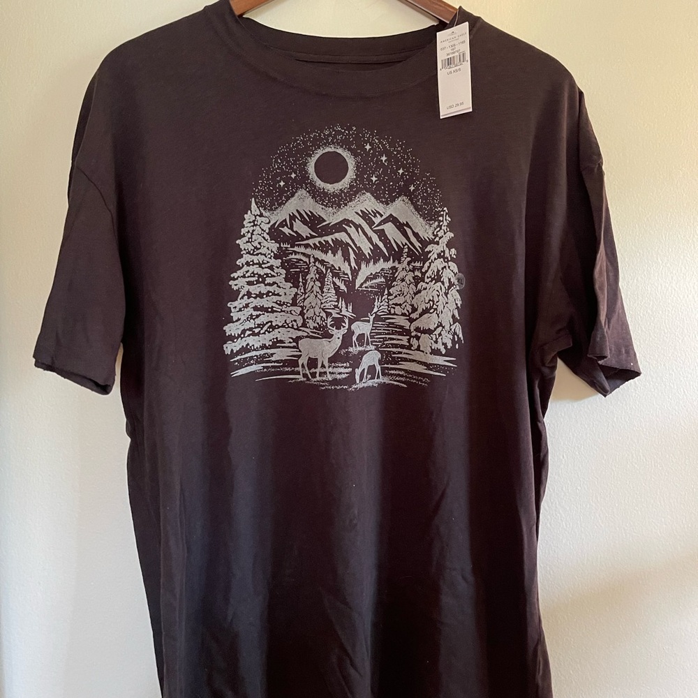 NWT American Eagle Oversized Winter Graphic Shirt